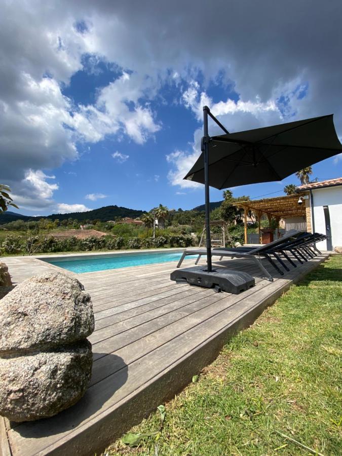 Villa De Charme Avec Piscine A Ajaccio Alata Exterior foto